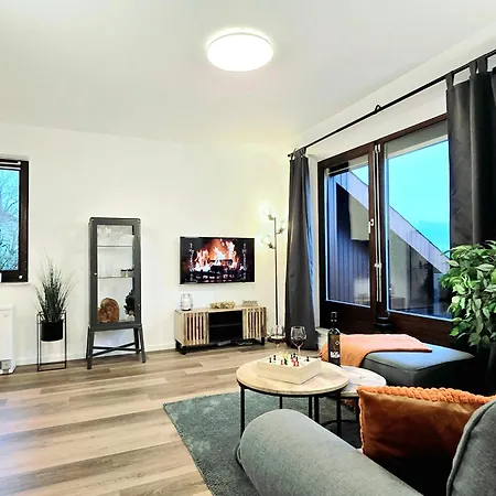 Apartman Tannenherz Mit Balkon & Bergblick & Naehe Hillebachsee & 2 Schlafzimmer Winterberg