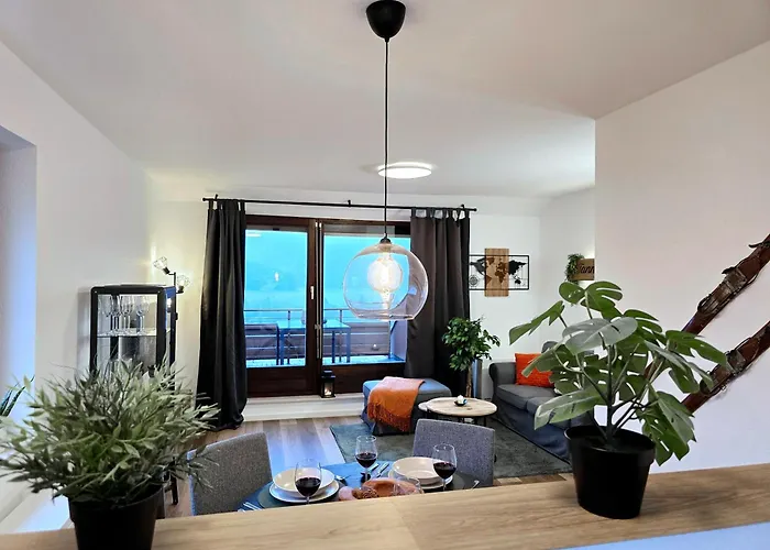 Tannenherz Mit Balkon & Bergblick & Naehe Hillebachsee & 2 Schlafzimmer *